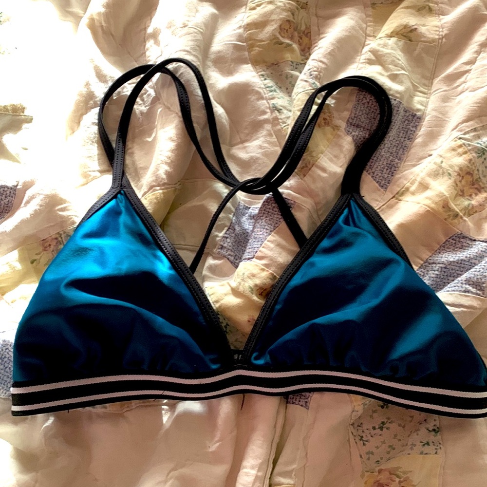 NEW teal bikini top size M! never worn